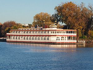 Minnesota Centennial Showboat