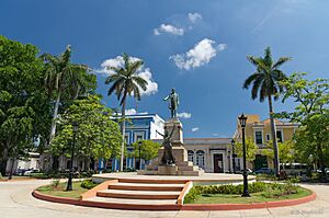 Parque Libertad (5978575312)