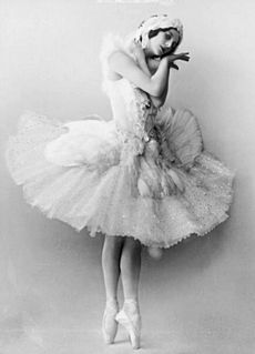 Anna Pavlova as the Dying Swan