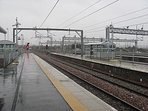 Bathgate railway station - geograph.org.uk - 2258842