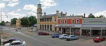 Beechworth panorama.jpg