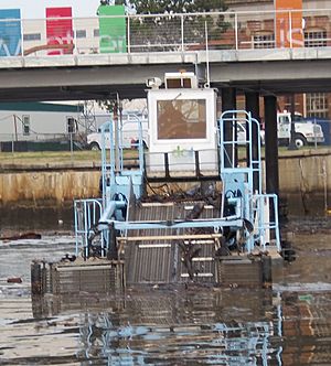 DC WASA Marine Debris Skimmer