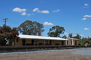 HentyRailwayStation