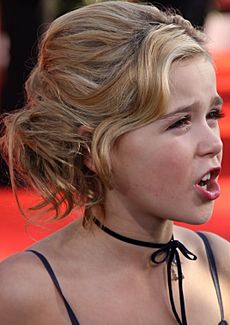 Kiernan Shipka (cropped)