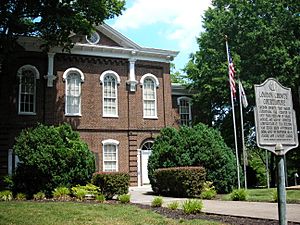 The Loudon County Courthouse in Loudon