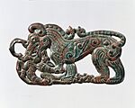 狼紋青銅帶飾-Belt Plaque in the Shape of a Standing Wolf MET DT5398