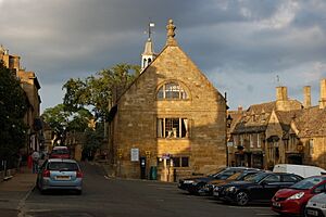 Chipping Campden Town Hall-geograph.org.uk-4092614