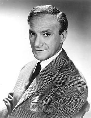 Jonathan Harris 1967.jpg