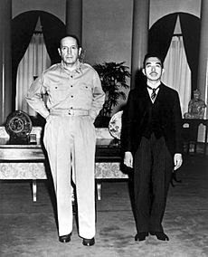 Macarthur hirohito