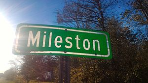 MilestonMSHighwaySign2.jpg