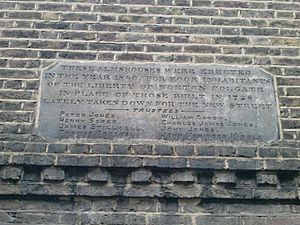 Norton Folgate Almshouses 01