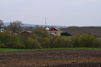 Thomas Stone Barn and setting.JPG