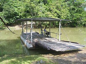 Xunantunich ferry