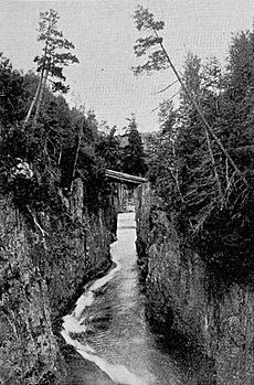 "The Notch", Montreal River (Timiskaming District), 1906