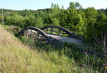 2009-0805-MN-MarshConcreteRainbow.jpg