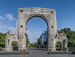 Bridge of Remembrance 01.jpg