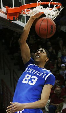 Anthony Davis dunk