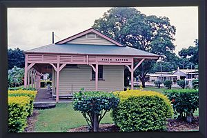 Finch Hatton railway station.jpg