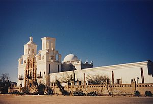 San Xavier del Bac 01