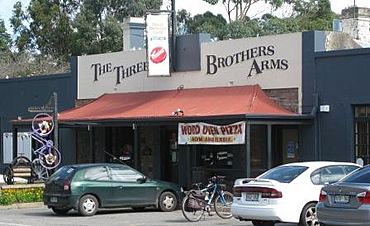 Three Brother Arms (Macclesfield).JPG