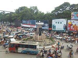 বীরশ্রেষ্ঠ স্মৃতি স্তম্ভ (3)