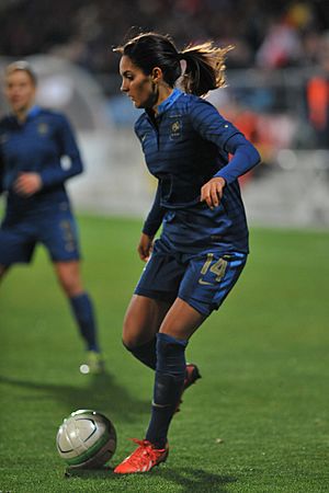 20131031 FR14 Louisa Necib 9171