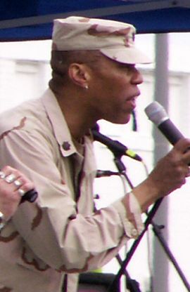 Alex Briley (cropped).jpg