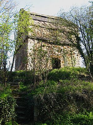 Doocot at Tranent Kirk