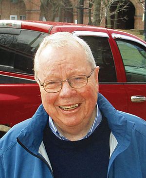 Former mayor David Crombie, in front of Crombie Park, 2016 03 18 (cropped).jpg