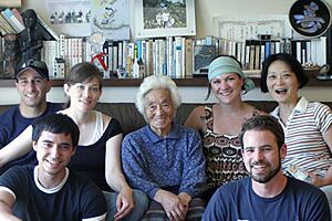 Satsue-Mito-in-her-house-in-Kojima-with-student-visitors-from-the-US-May-2007