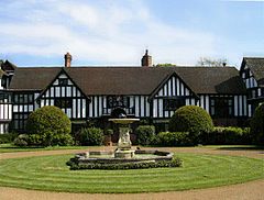 Ascott House Front.jpg