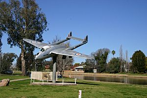 Forbes De Havilland Vampire