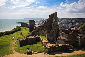 Hastings Castle 2012-07-28