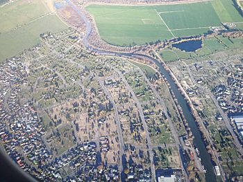 Kaiapoi empty red zone 009.JPG