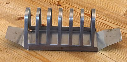 Toast rack 1-cropped