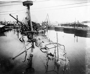 USS Maine wreckage cph.3b21936