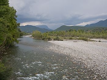 Aínsa - Río Cinca 02.jpg