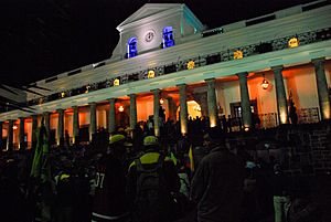 Palacio Carondelet en la noche