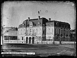 Palacio Uceda plaza Colón