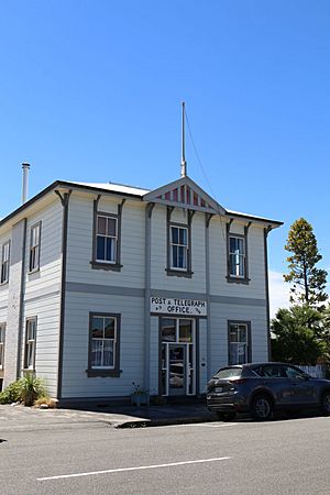 Post office building collingwood