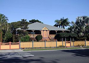 138 Flinders Parade, Sandgate (2015).jpg