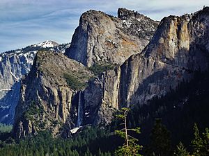 Bridalveil Fall and valley