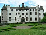 Dudhope Castle.jpg