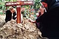 Evstafiev-bosnia-sarajevo-woman-cries-at-grave