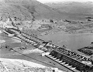 Grand Coulee Dam construction