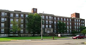 Highland Park MI General Hospital.jpg