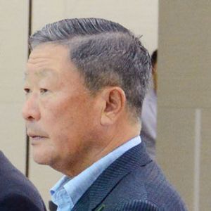 Koo Bon-Moo profile.jpg