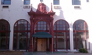 Oroville Inn 2012 entrance