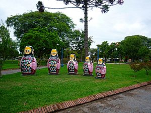 San Javier, Plaza de la Libertad - Homage to Russian inmigrants.