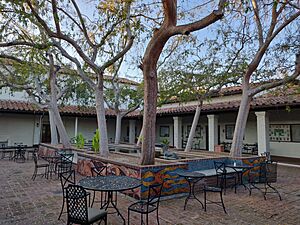 Seal Courtyard, Scripps College